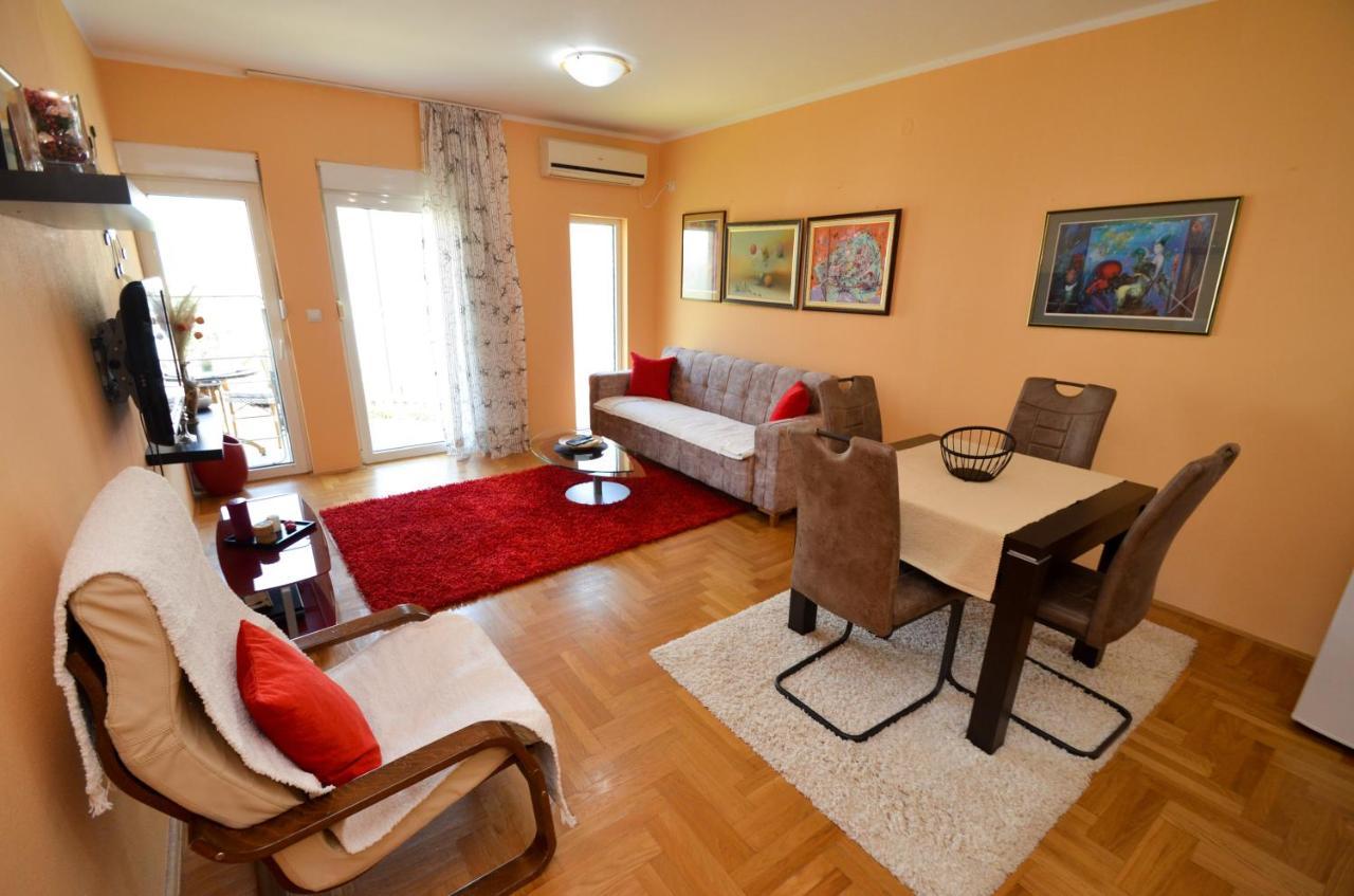 Tea Lux Apartment Kotor Exteriör bild