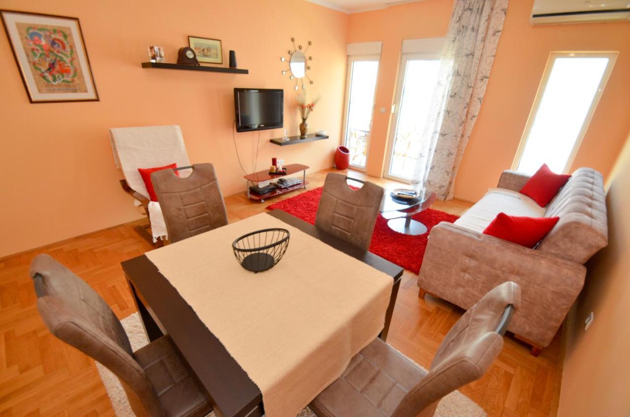 Tea Lux Apartment Kotor Exteriör bild