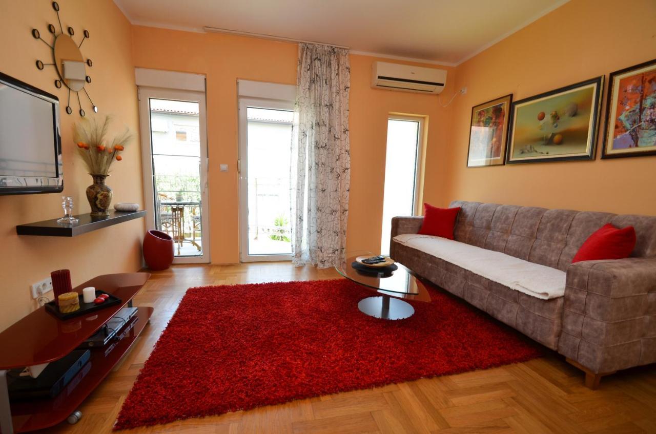 Tea Lux Apartment Kotor Exteriör bild