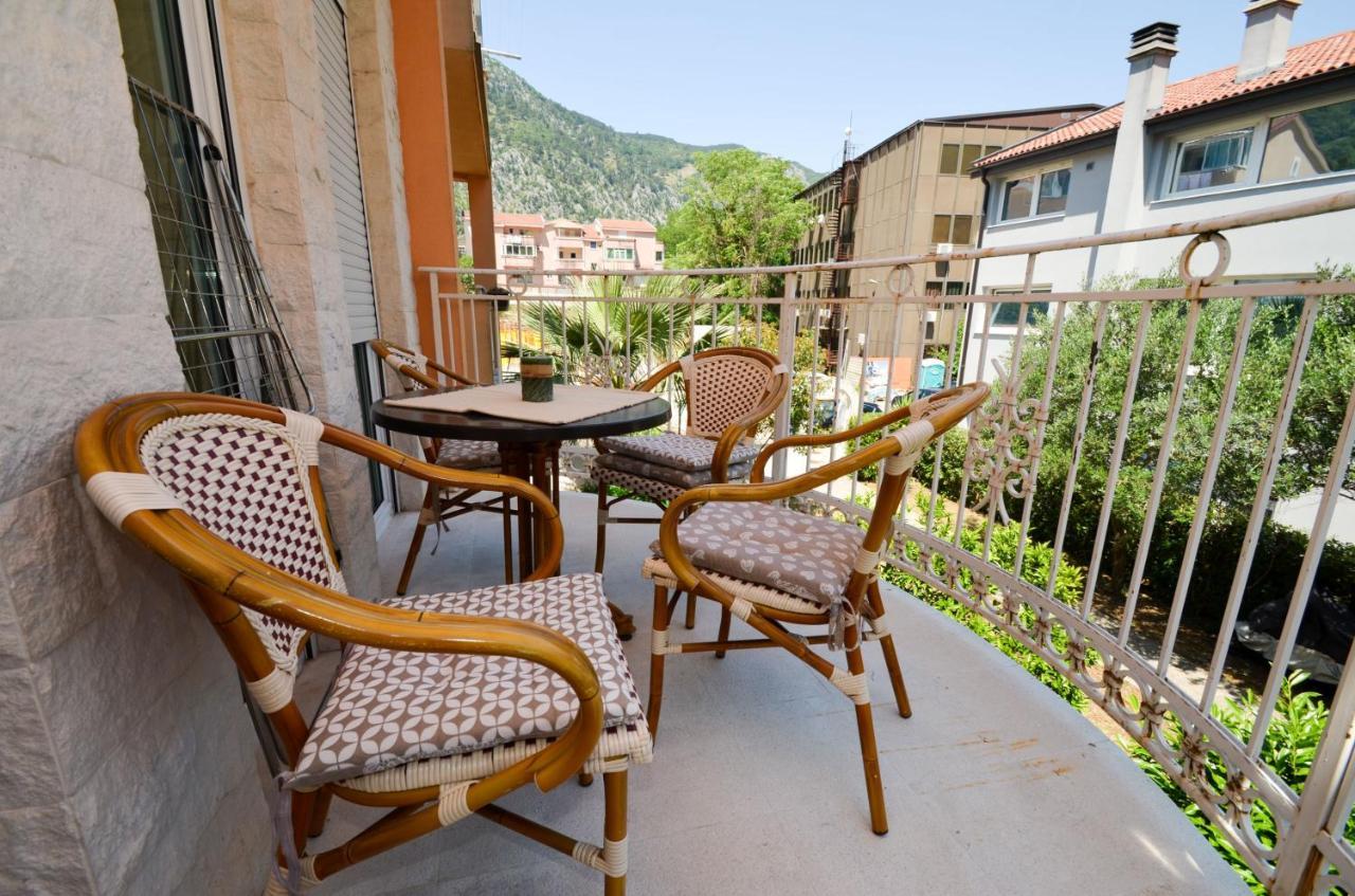 Tea Lux Apartment Kotor Exteriör bild